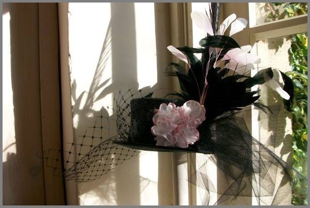 Black_Pink_Hat1